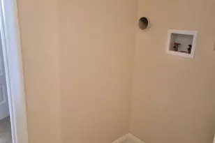 2827 W Mulberry St, Baltimore, MD 21223 - Photo 10