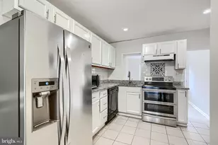 1127 Sargeant St, Baltimore, MD 21223 - Photo 2