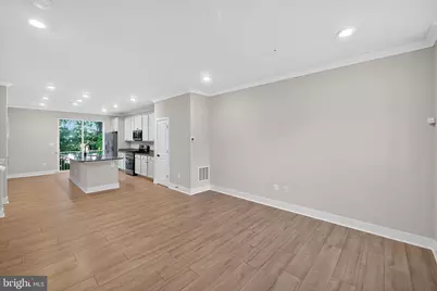 4215 Laplata Avenue, Baltimore, MD 21211 - Photo 8