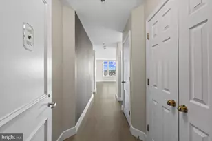 100 Harborview Dr, Baltimore, MD 21230 - Photo 2