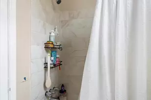 2304 Eutaw Pl, Baltimore, MD 21217 - Photo 18