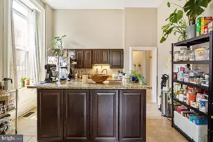 2304 Eutaw Pl, Baltimore, MD 21217 - Photo 10