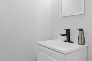 3910 Edmondson Ave, Baltimore, MD 21229 - Photo 18