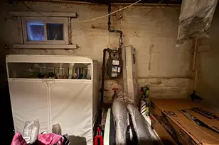 315 Font Hill Ave, Baltimore, MD 21223 - Photo 18