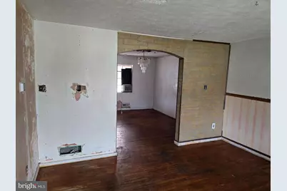 4711 Williston St, Baltimore, MD 21229 - Photo 2