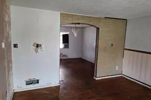 4711 Williston St, Baltimore, MD 21229 - Photo 2