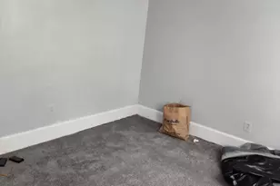 633 E 30th St, Baltimore, MD 21218 - Photo 18