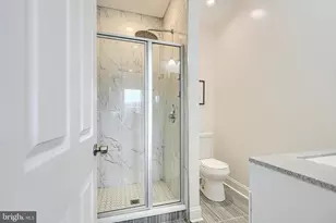 217 S East Ave, Baltimore, MD 21224 - Photo 18