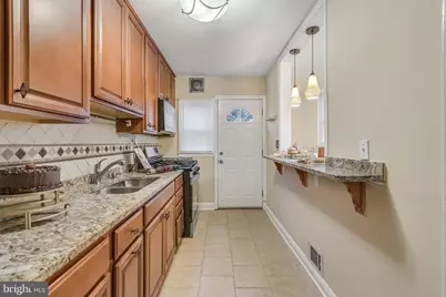 2210 Cloville Avenue NE, Baltimore, MD 21214 - Photo 8
