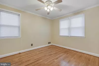 2210 Cloville Avenue NE, Baltimore, MD 21214 - Photo 10