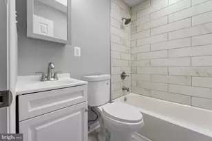 3904 Woodridge Rd, Baltimore, MD 21229 - Photo 8