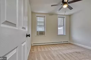 204 N Port St, Baltimore, MD 21224 - Photo 10