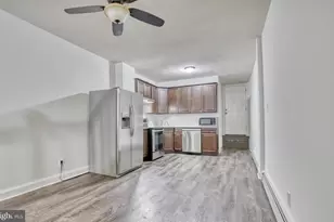 204 N Port St, Baltimore, MD 21224 - Photo 4