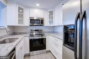 123 W Barre St, Baltimore, MD 21201 - Photo 6