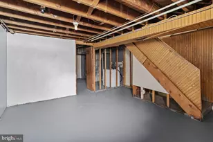 38 Hillvale Rd, Baltimore, MD 21229 - Photo 22