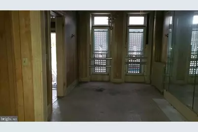 1007 W Lafayette Avenue W, Baltimore, MD 21217 - Photo 4