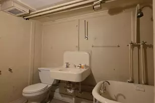 1518 E 28th St, Baltimore, MD 21218 - Photo 26