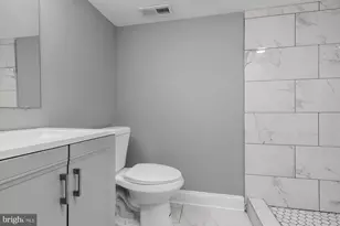 1908 E Lanvale St, Baltimore, MD 21213 - Photo 38