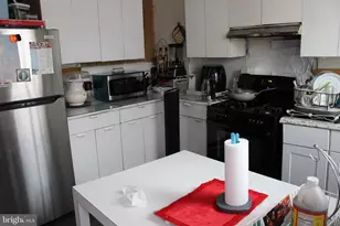 3144 Ravenwood Ave, Baltimore, MD 21213 - Photo 8