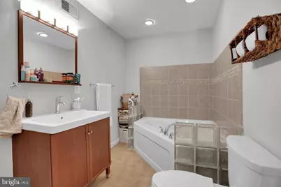138 N Luzerne Avenue, Baltimore, MD 21224 - Photo 16