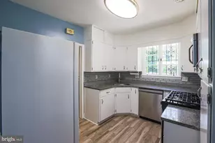 416 Nottingham Rd, Baltimore, MD 21229 - Photo 14