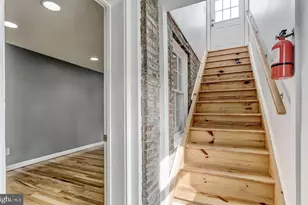 1049 S Charles St, Baltimore, MD 21230 - Photo 20