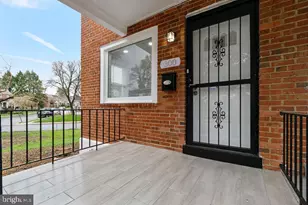 300 Denison St, Baltimore, MD 21229 - Photo 4