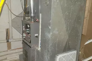 223 N Port St, Baltimore, MD 21224 - Photo 8