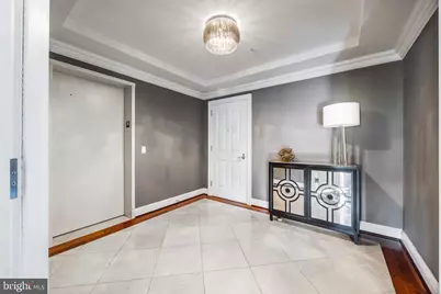 801 Key Highway #323, Baltimore, MD 21230 - Photo 2