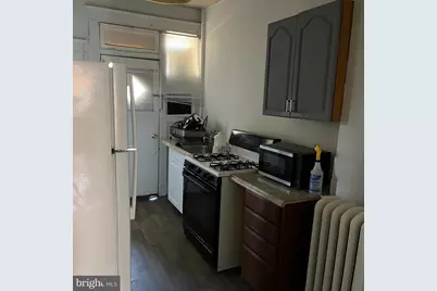 2420 Calverton Heights Avenue, Baltimore, MD 21216 - Photo 8