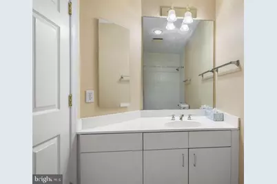 100 Harborview Drive #212, Baltimore, MD 21230 - Photo 20