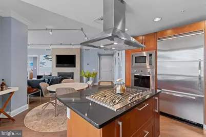 801 Key Highway #339, Baltimore, MD 21230 - Photo 4