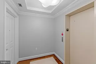 801 Key Hwy, Baltimore, MD 21230 - Photo 2