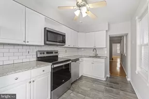 12 Washington Street S, Baltimore, MD 21231 - Photo 6