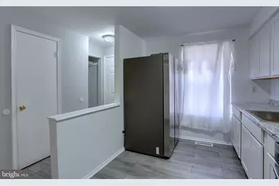 410 Washington Street N, Baltimore, MD 21231 - Photo 4