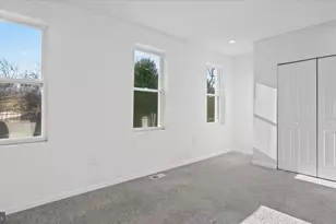 2308 Druid Park Dr, Baltimore, MD 21215 - Photo 16