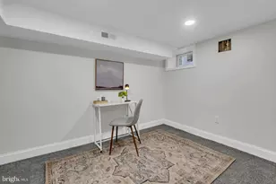 2503 Loyola Southway, Baltimore, MD 21215 - Photo 32