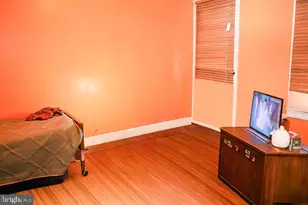 517 N Edgewood St, Baltimore, MD 21229 - Photo 4