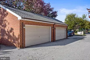 215 Hill St, Baltimore, MD 21230 - Photo 30