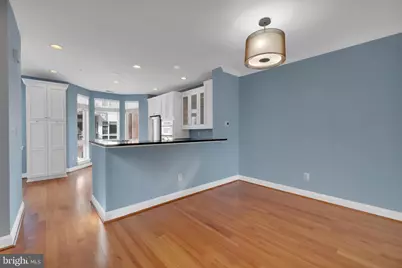 915 Valencia Court #117, Baltimore, MD 21230 - Photo 4