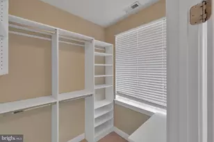 915 Valencia Ct, Baltimore, MD 21230 - Photo 24