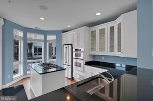 915 Valencia Ct, Baltimore, MD 21230 - Photo 8