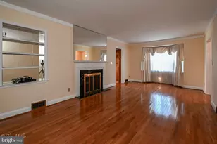 5510 N Charles St, Baltimore, MD 21210 - Photo 8
