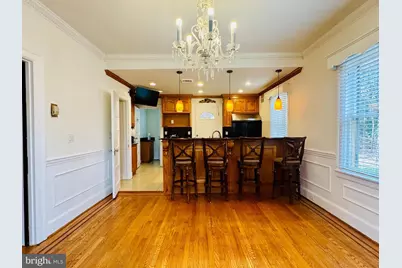 3902 Hadley Square W, Baltimore, MD 21218 - Photo 6