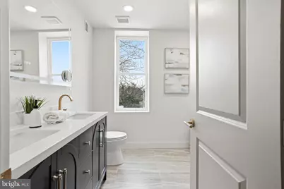 713 E 20th Street, Baltimore, MD 21218 - Photo 46