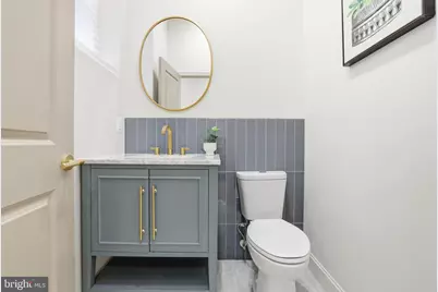 713 E 20th Street, Baltimore, MD 21218 - Photo 16