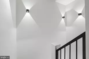 713 E 20th St, Baltimore, MD 21218 - Photo 42