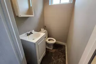 3912 Kenyon Ave, Baltimore, MD 21213 - Photo 8