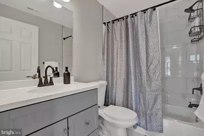 2111 E Chase Street, Baltimore, MD 21213 - Photo 18