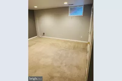 638 Villager, Baltimore City, MD 21222 - Photo 28